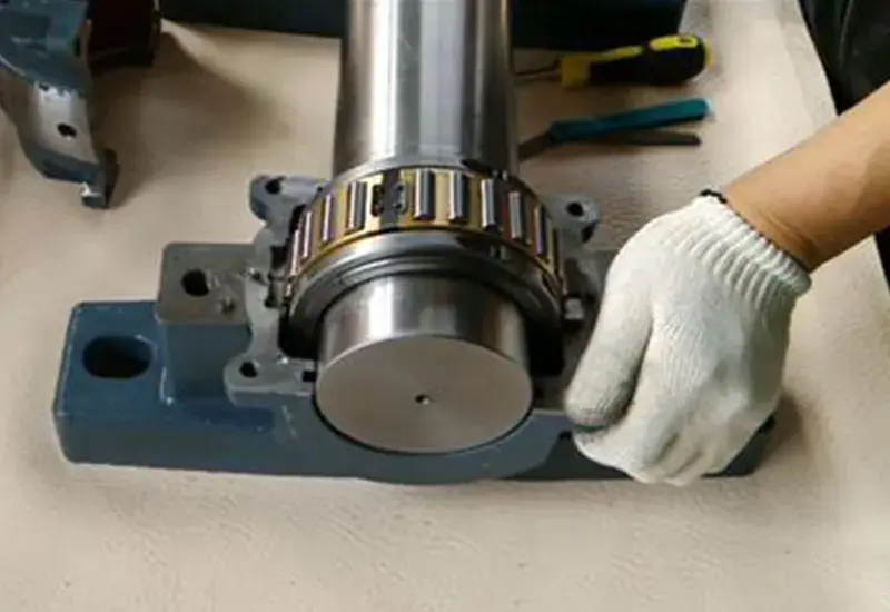 Have you noticed whether the bearing is installed or not?